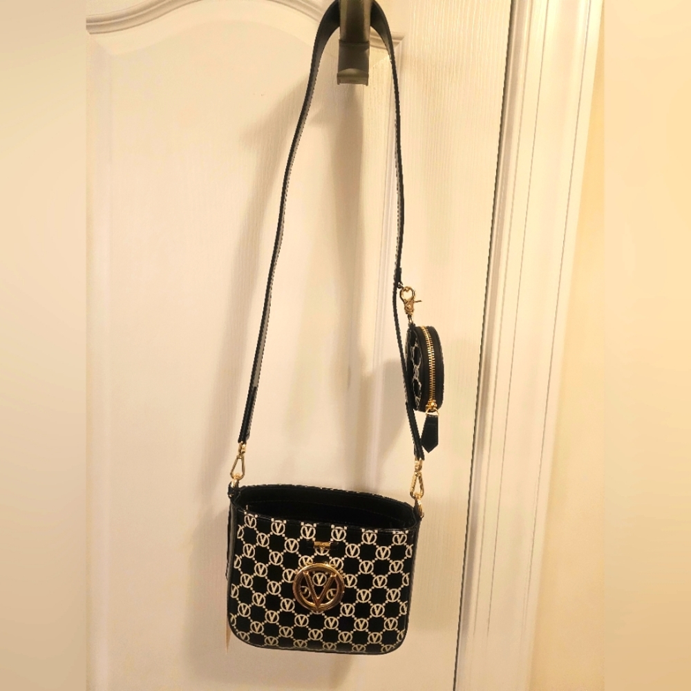 VALENTINO💐almost New 🌹 Genuine Leather…